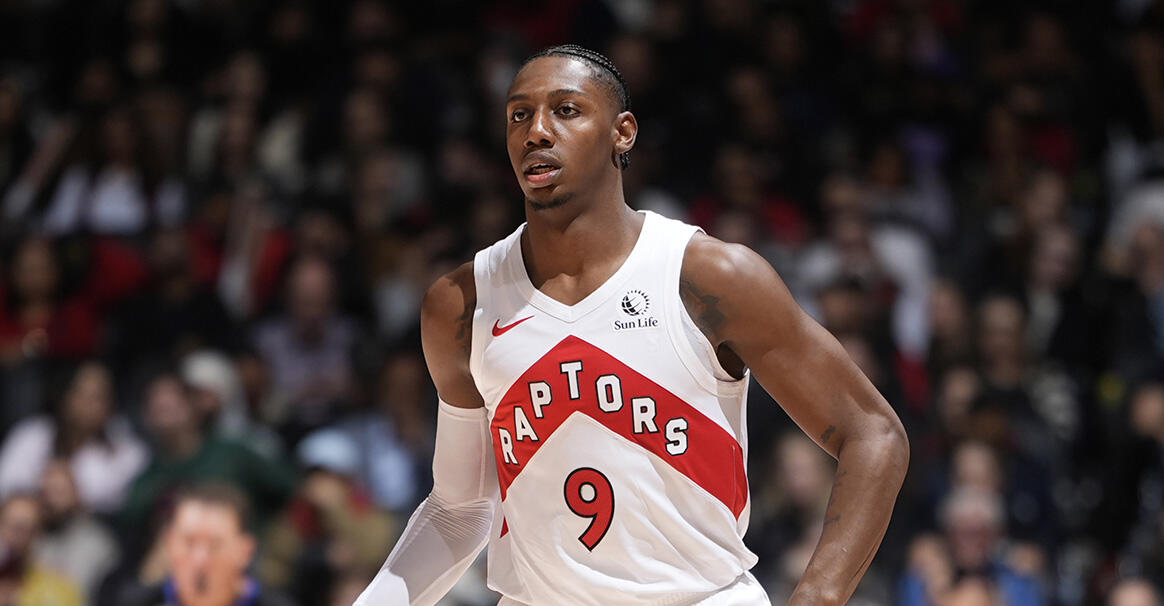 猛龙主场击败雄鹿，取得七连胜！